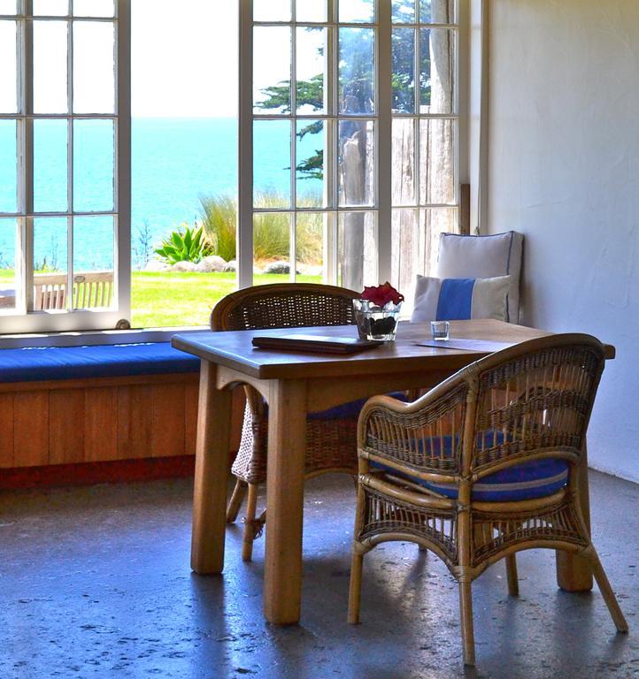 Ahu Ahu Beach Villas Oakura Zimmer foto